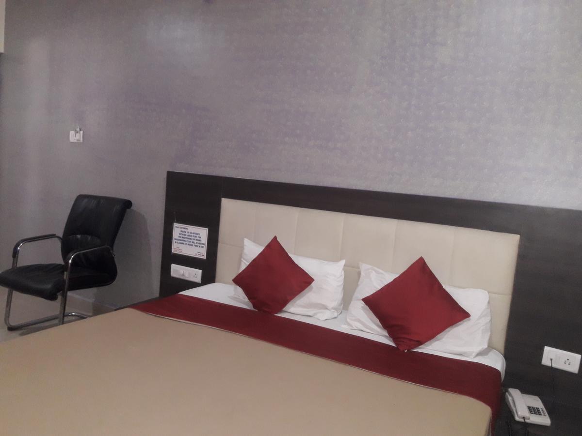 Vijaya Lakshmi Residency Hotel Bangalore Exterior foto