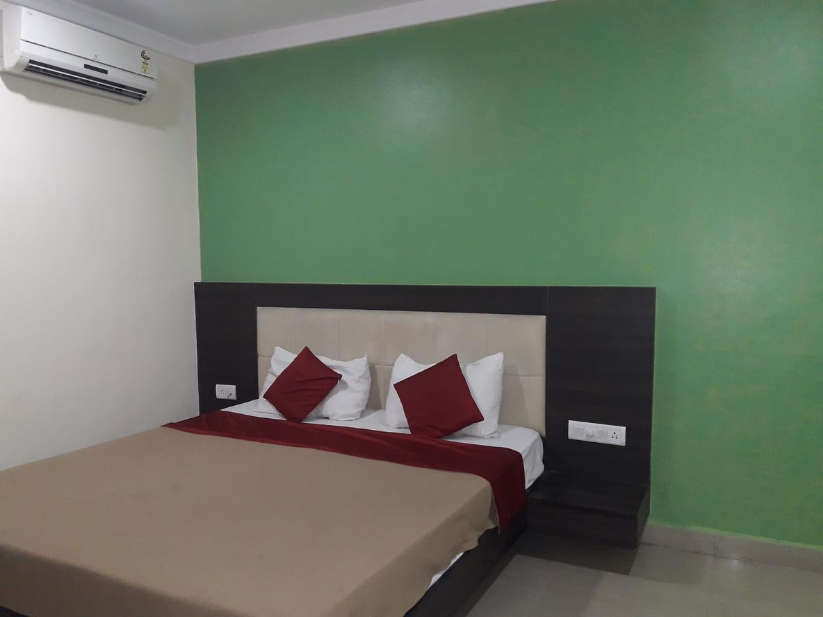 Vijaya Lakshmi Residency Hotel Bangalore Exterior foto