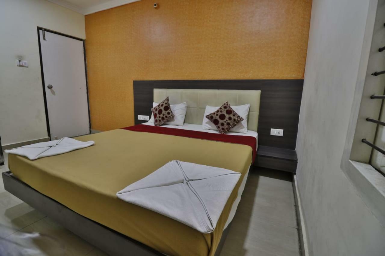 Vijaya Lakshmi Residency Hotel Bangalore Exterior foto