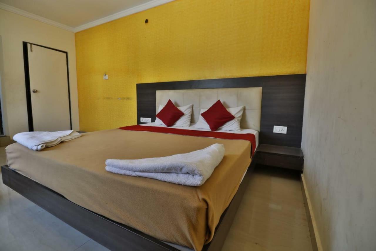 Vijaya Lakshmi Residency Hotel Bangalore Exterior foto