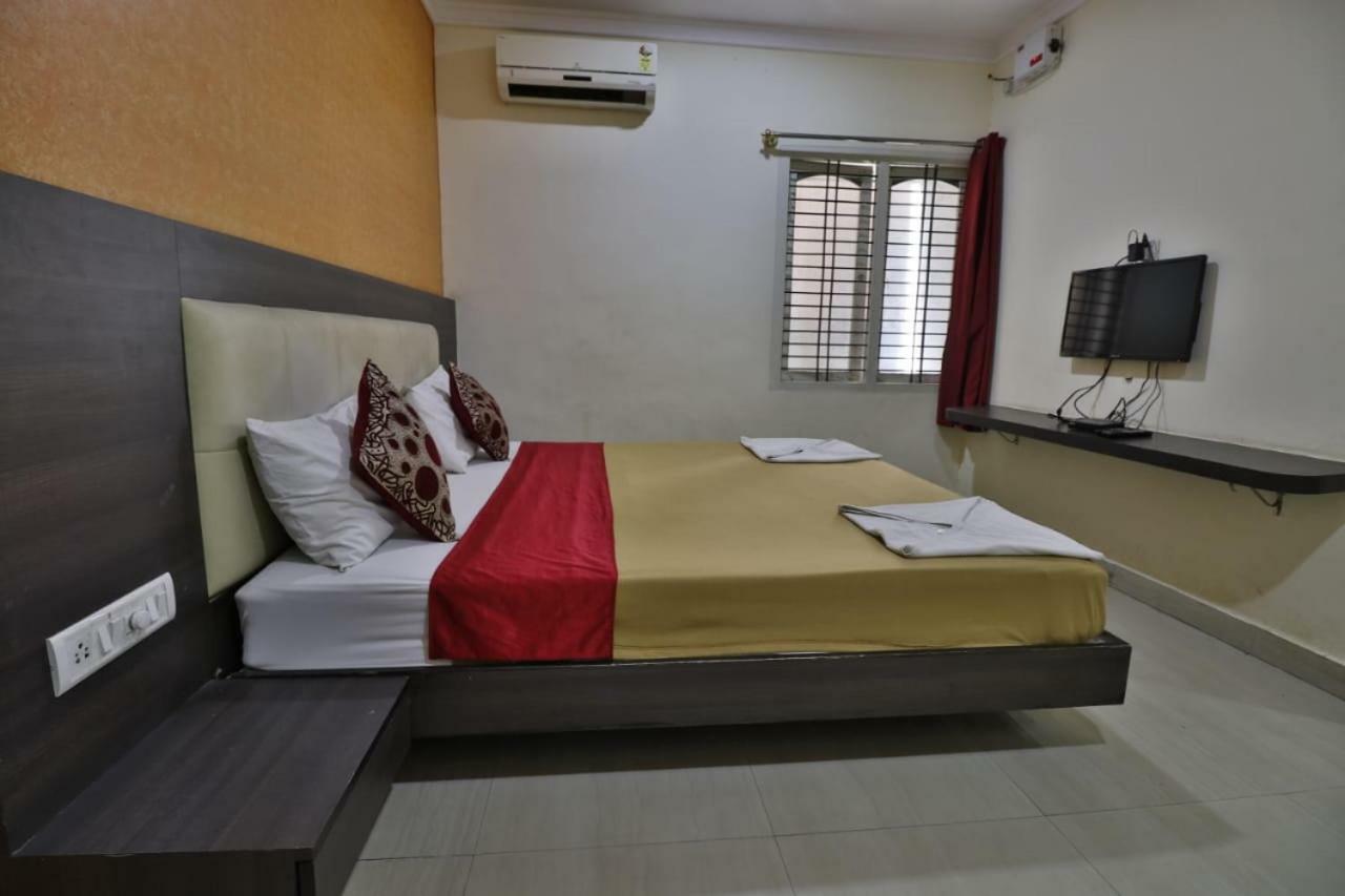 Vijaya Lakshmi Residency Hotel Bangalore Exterior foto